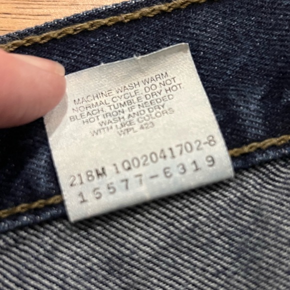 Levi’s Vintage 577 Cropped Lower Rise Loose Fit Clam Digger Jeans - Picture 7 of 11